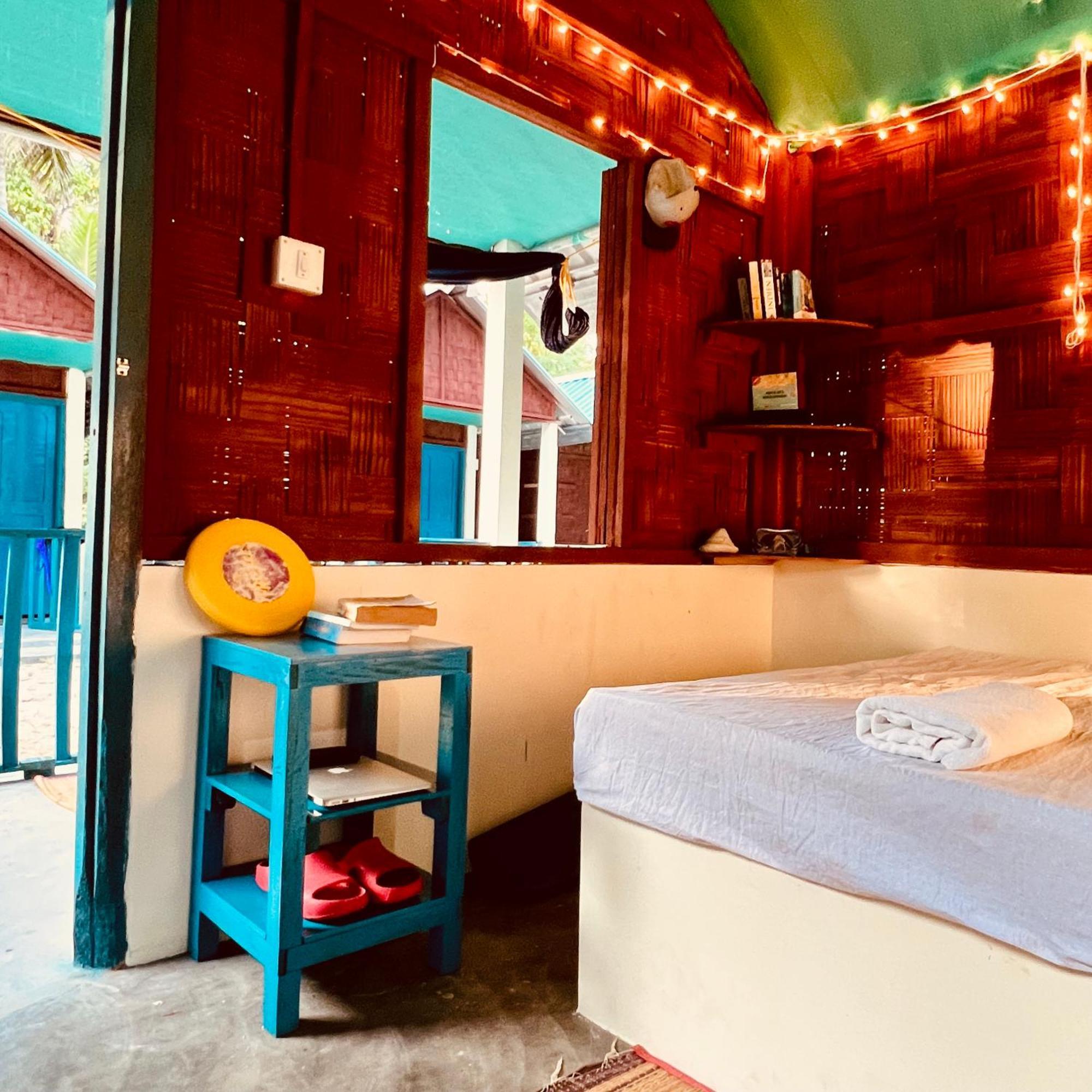 Blue Sea Restaurant & Bungalows Sitapur Ngoại thất bức ảnh
