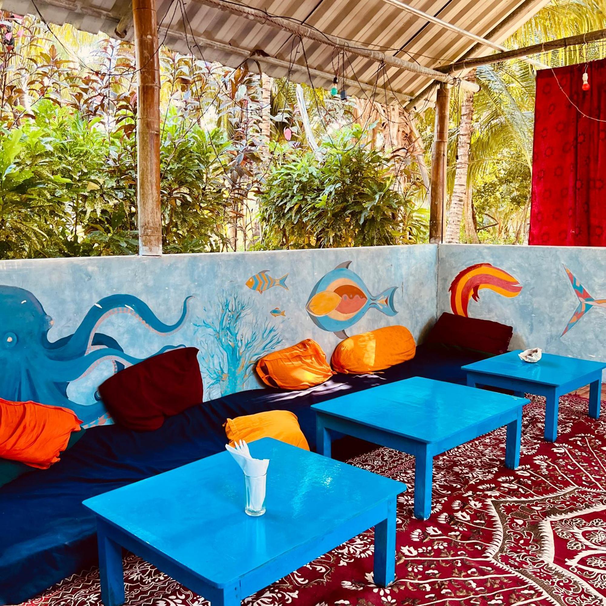 Blue Sea Restaurant & Bungalows Sitapur Ngoại thất bức ảnh