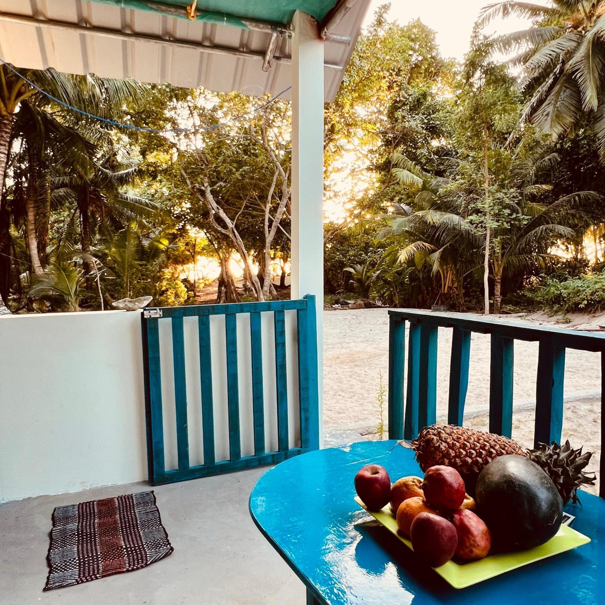 Blue Sea Restaurant & Bungalows Sitapur Ngoại thất bức ảnh