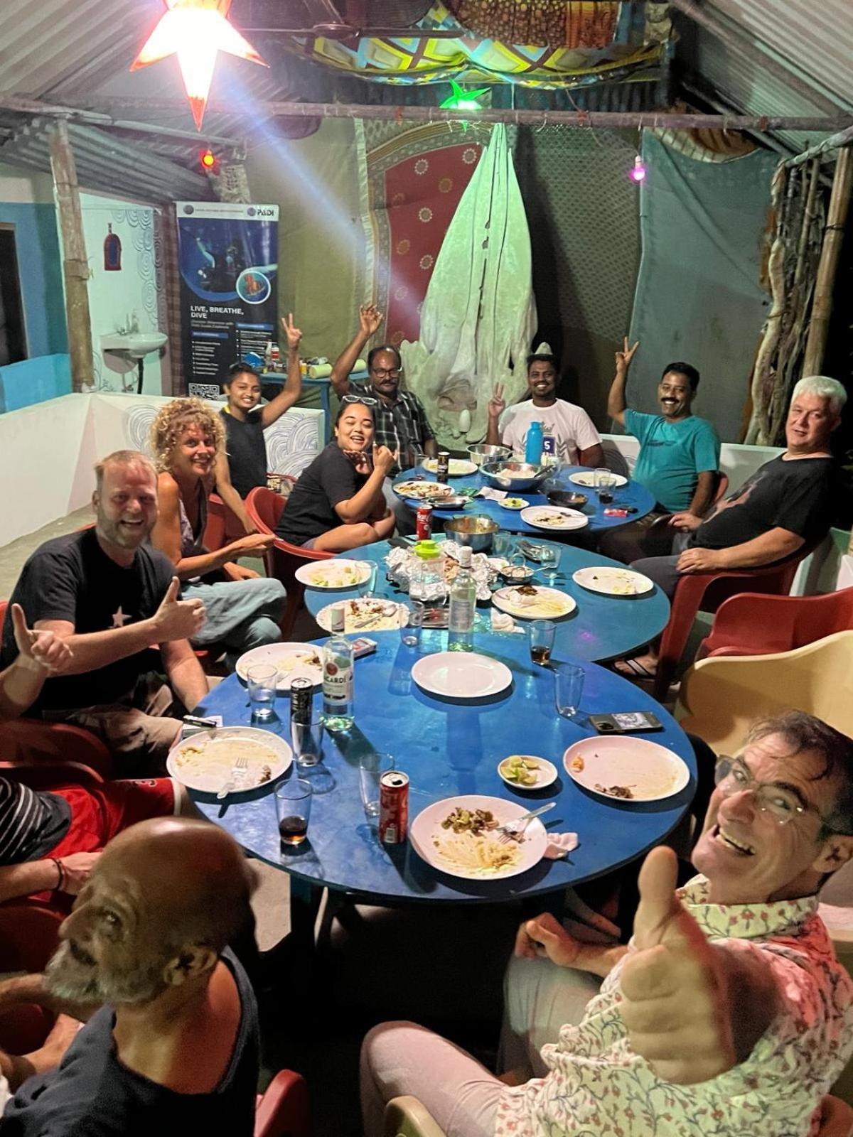 Blue Sea Restaurant & Bungalows Sitapur Ngoại thất bức ảnh